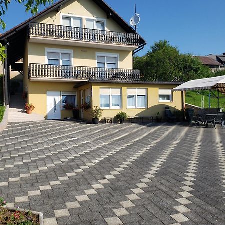 Apartments Mise Ogulin Εξωτερικό φωτογραφία