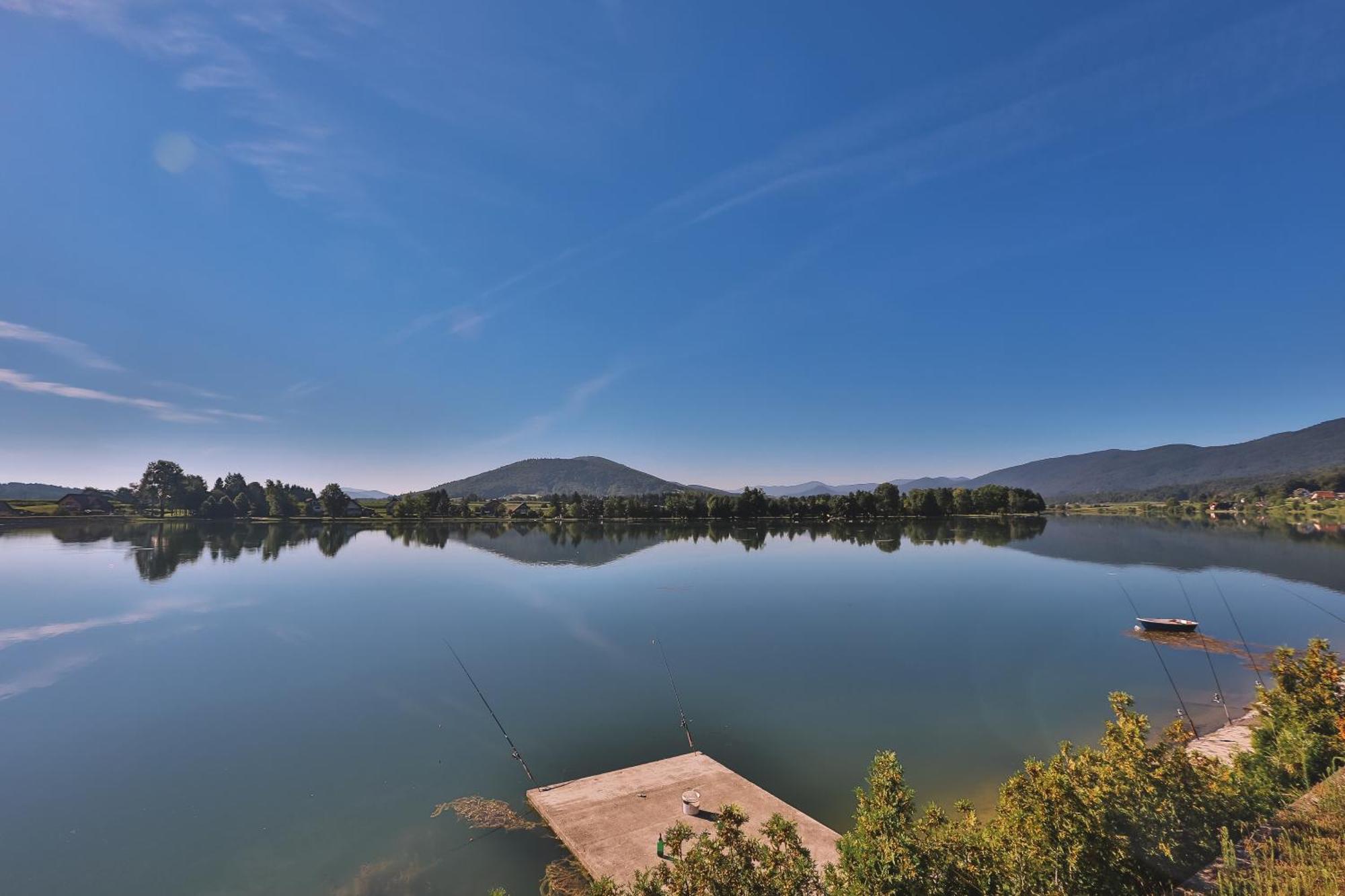 Apartments Mise Ogulin Εξωτερικό φωτογραφία