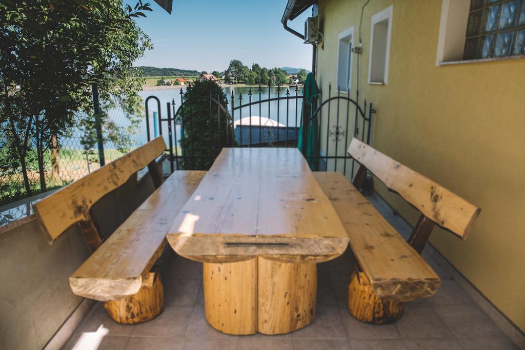 Apartments Mise Ogulin Εξωτερικό φωτογραφία