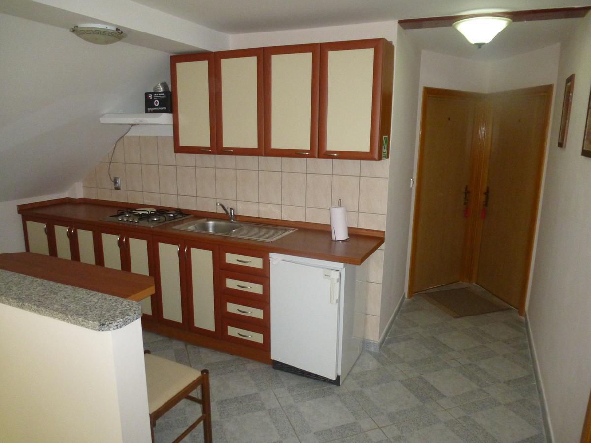 Apartments Mise Ogulin Εξωτερικό φωτογραφία