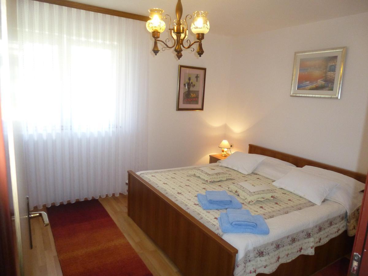 Apartments Mise Ogulin Εξωτερικό φωτογραφία
